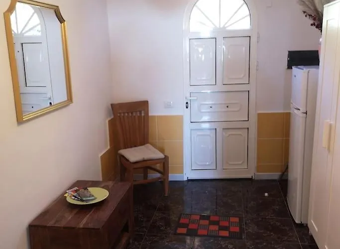 Apartamento La Casa Roja 2 *