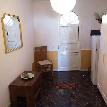 Apartament La Casa Roja 2 *