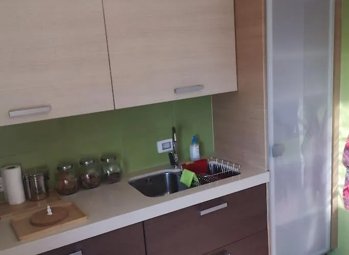 La Casa Roja 2 * لا أوروتافا